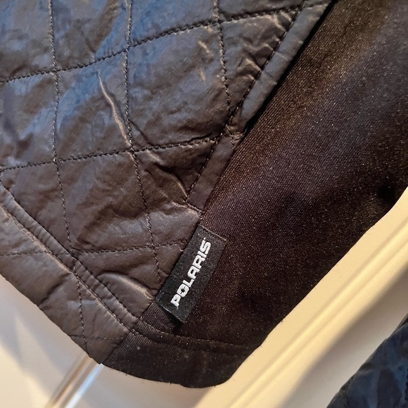 women Polaris soft shell jacket black/hot pink trim. Snowmobile Size medium. - Picture 5 of 10